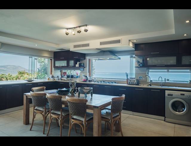3 BEDROOM FREEHOLD TO LET IN CHAPMANS PEAK